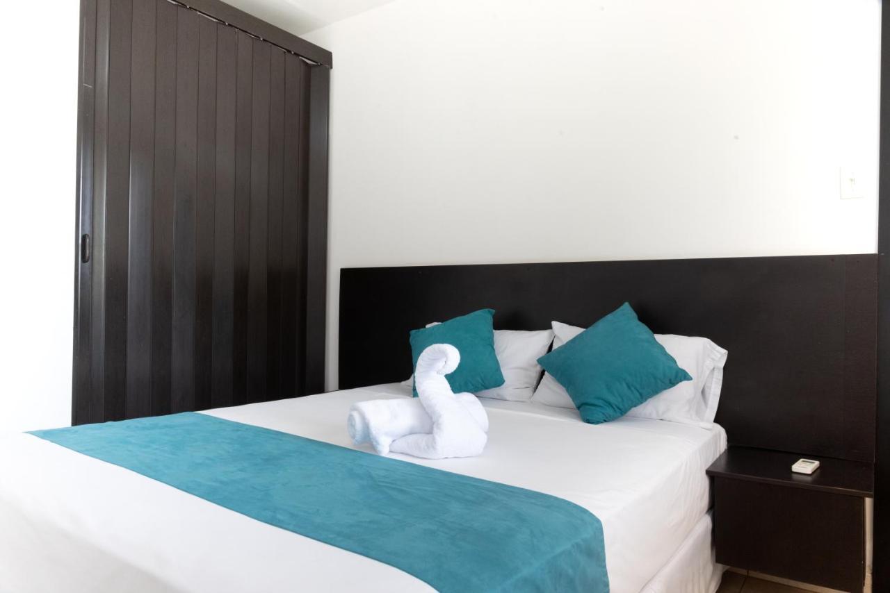 Ocean Blue Hotel Olon Ngoại thất bức ảnh